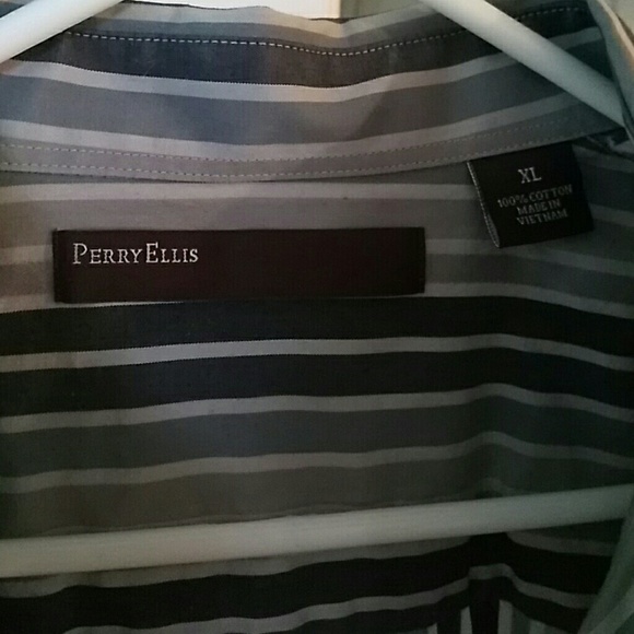 Perry Ellis dress shirt - Picture 3 of 3